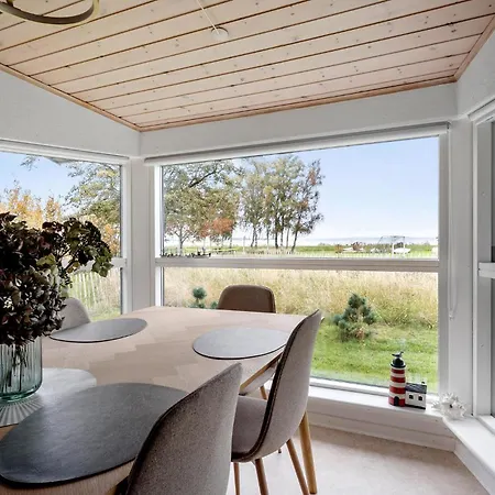 Feriehus Hyggeligt Hus Med 2 Soveværelser I Askø *